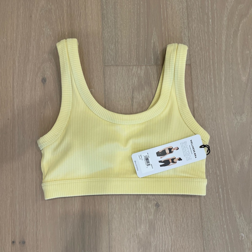 NWT Alo Wellness Bra in Buttercup
